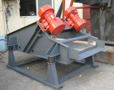 0715型矿用振动筛